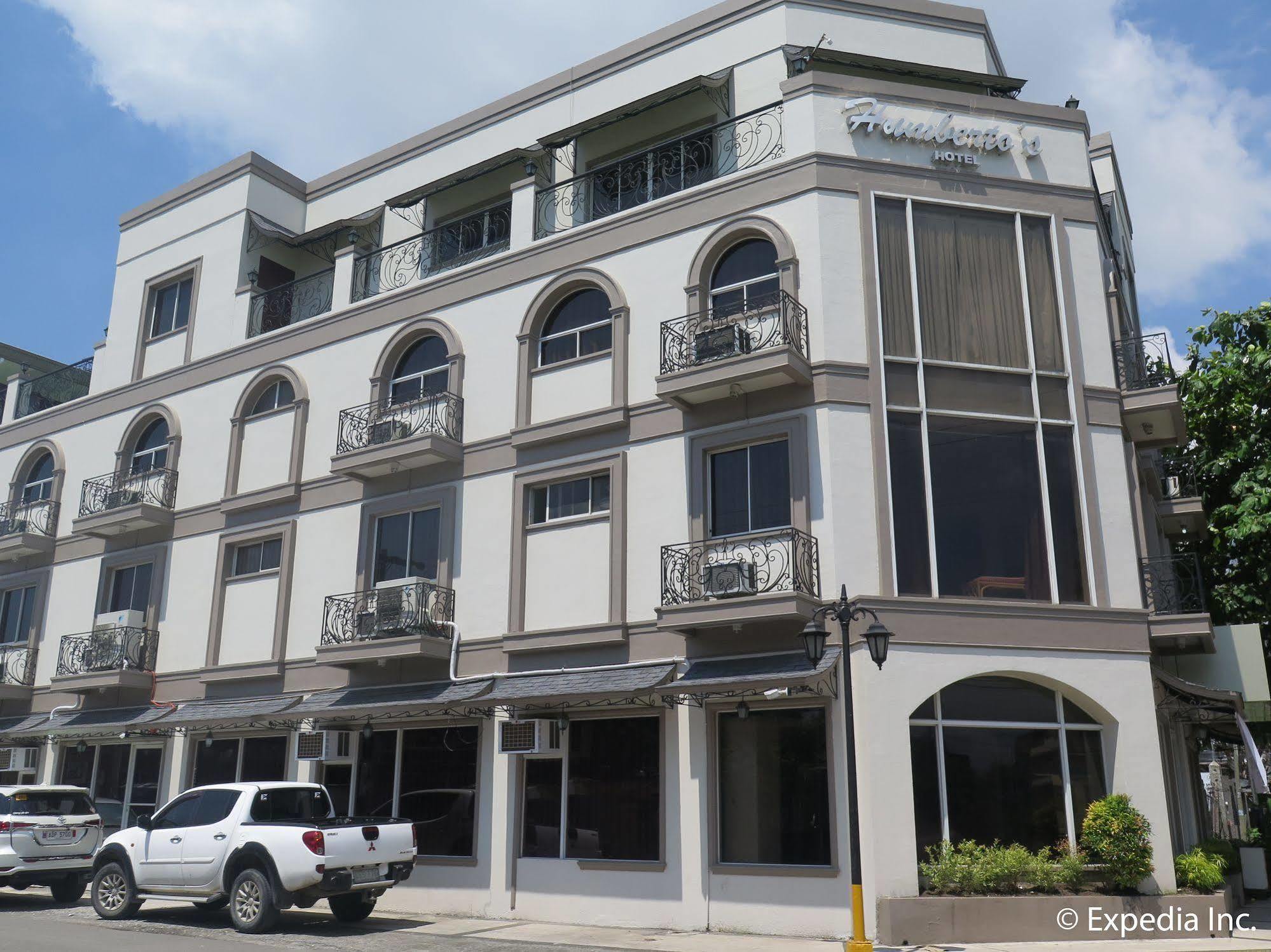 Oyo 414 Humberto'S Hotel Davao City Exterior foto